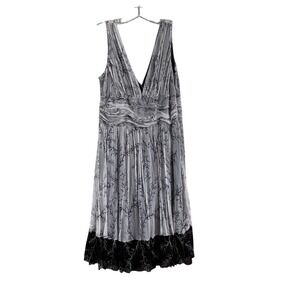 Jonathan Martin Petites Silk Crinkle Chiffon Floral V-Neck Dress Grey Black 14P